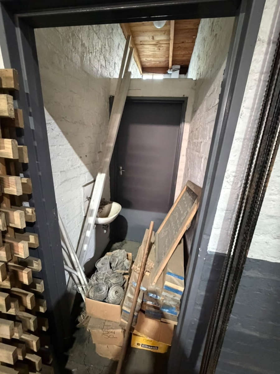 To Let Commercial Property for Rent in Stikland Industrial Western Cape